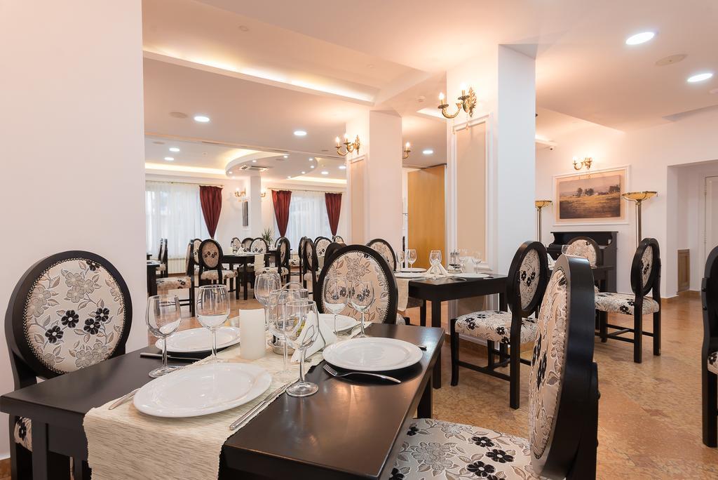 Hotel Athos R.M.T. Cluj-Napoca Luaran gambar