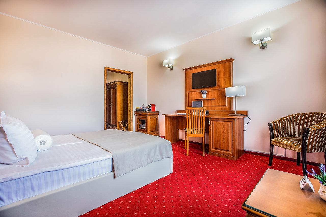 Hotel Athos R.M.T. Cluj-Napoca Bilik gambar