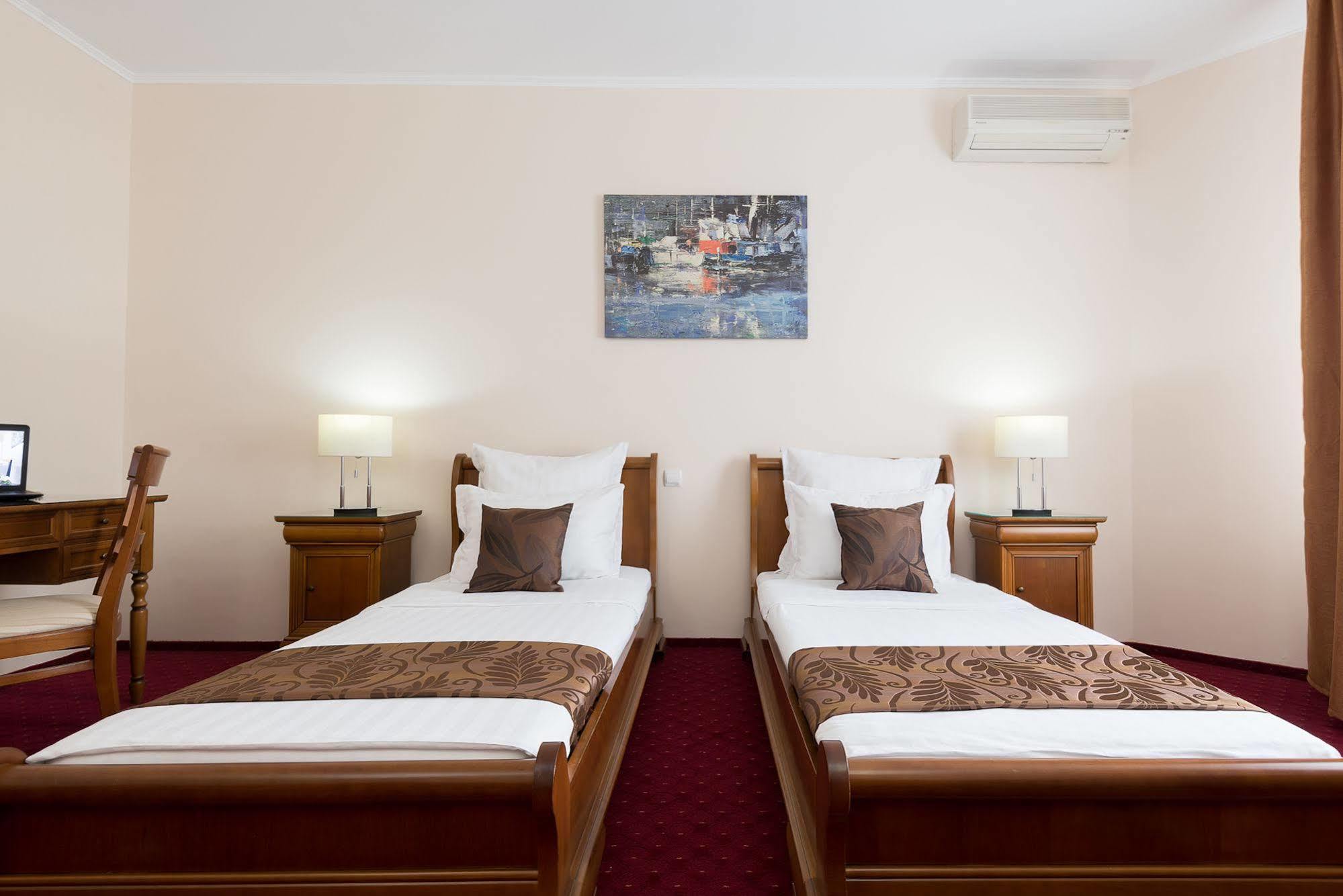 Hotel Athos R.M.T. Cluj-Napoca Luaran gambar